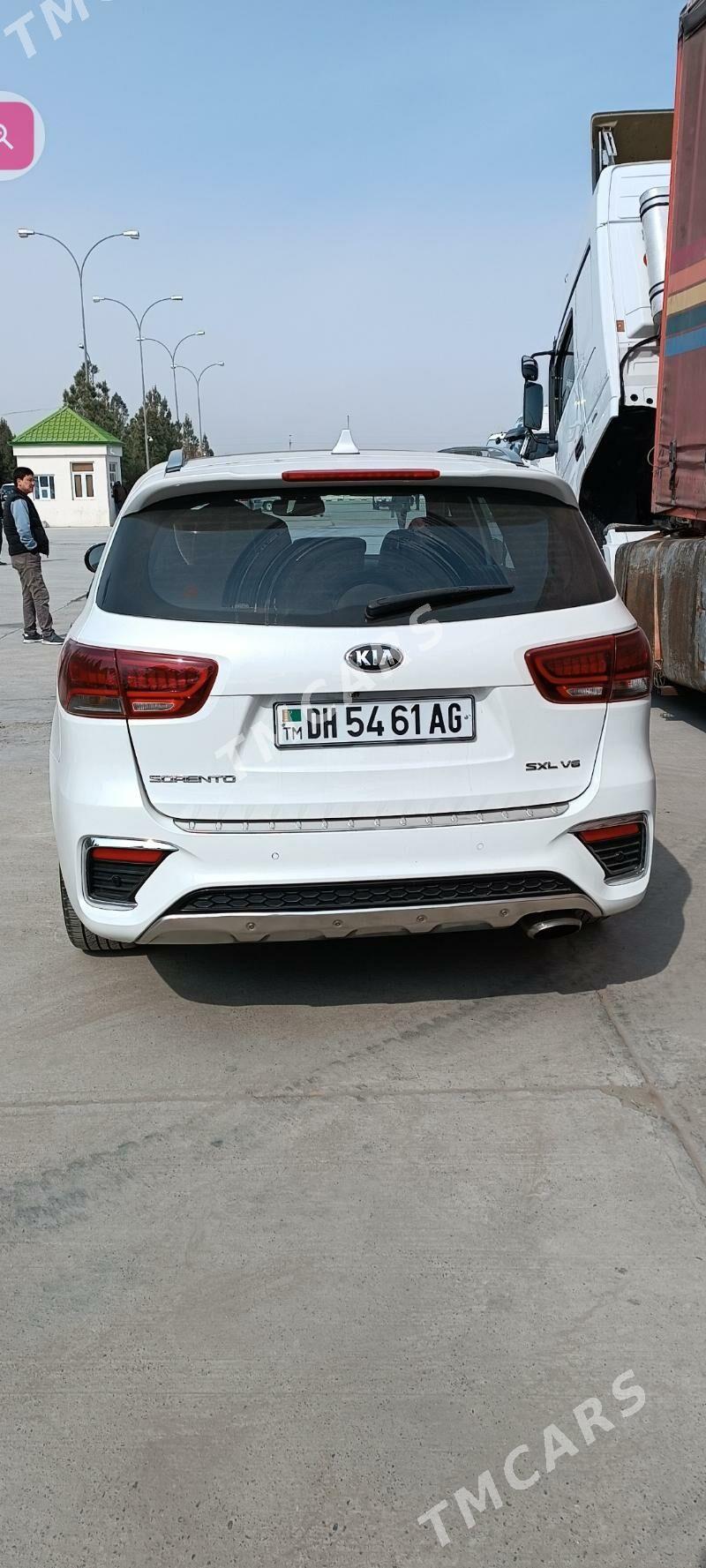 Kia Sorento 2018 - 370 000 TMT - Aşgabat - img 2