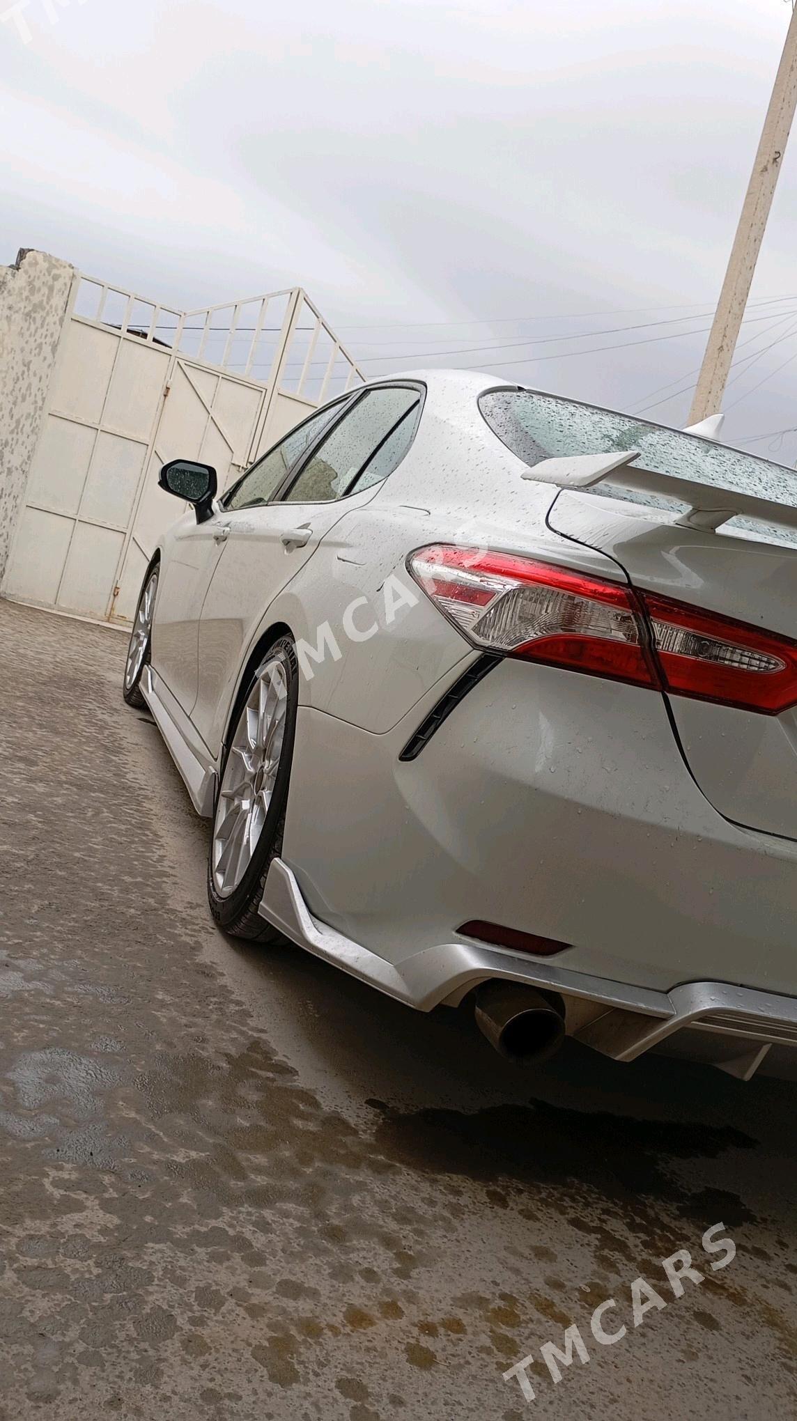 Toyota Camry 2020 - 420 000 TMT - Ашхабад - img 2