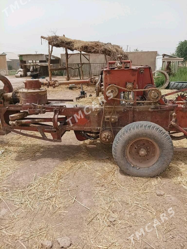 MTZ 82 2010 - 44 000 TMT - Теджен - img 2