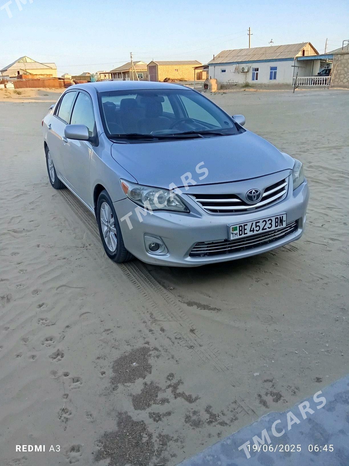 Toyota Corolla 2011 - 160 000 TMT - Эсенгулы - img 3