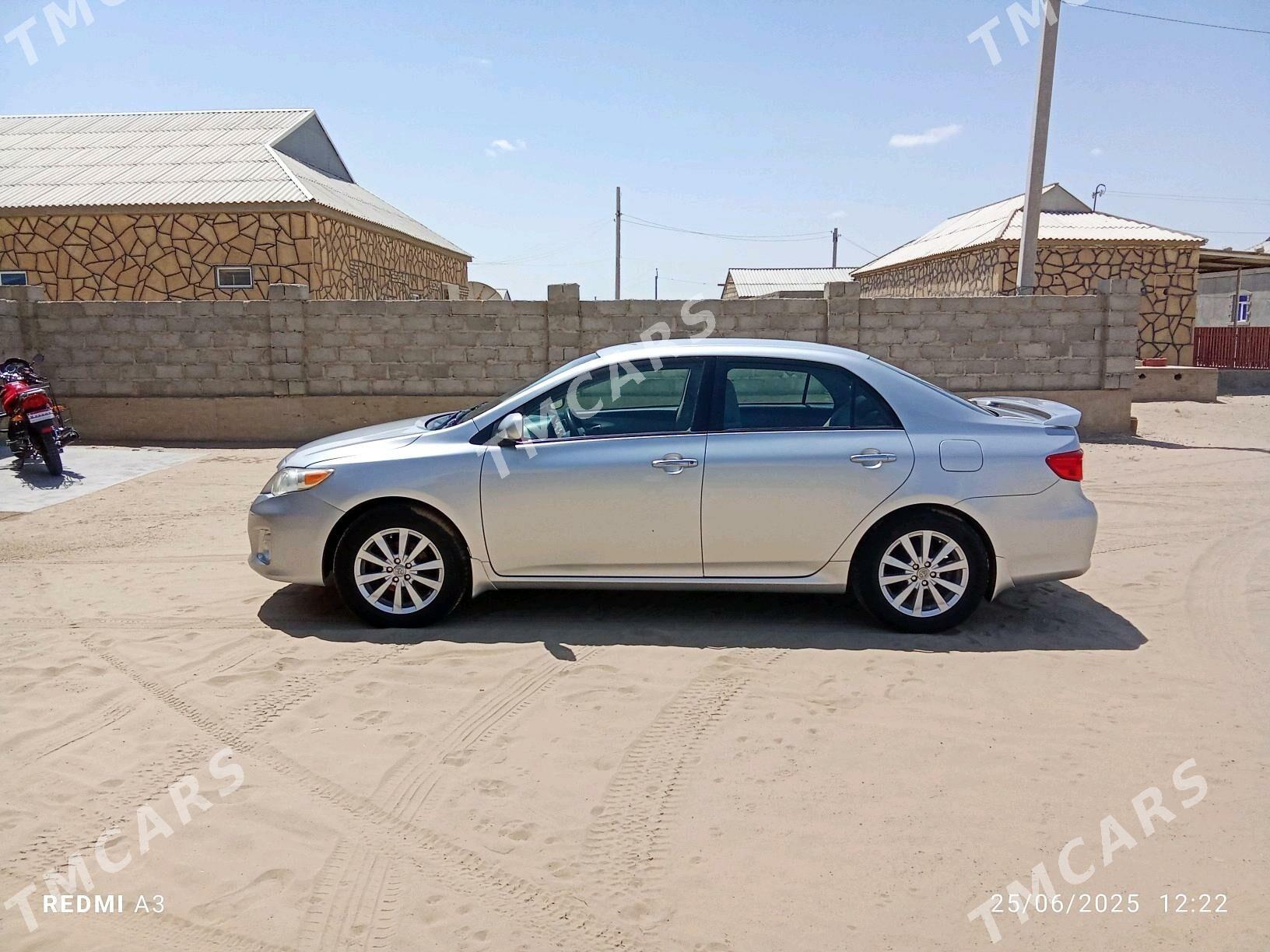 Toyota Corolla 2011 - 160 000 TMT - Эсенгулы - img 4