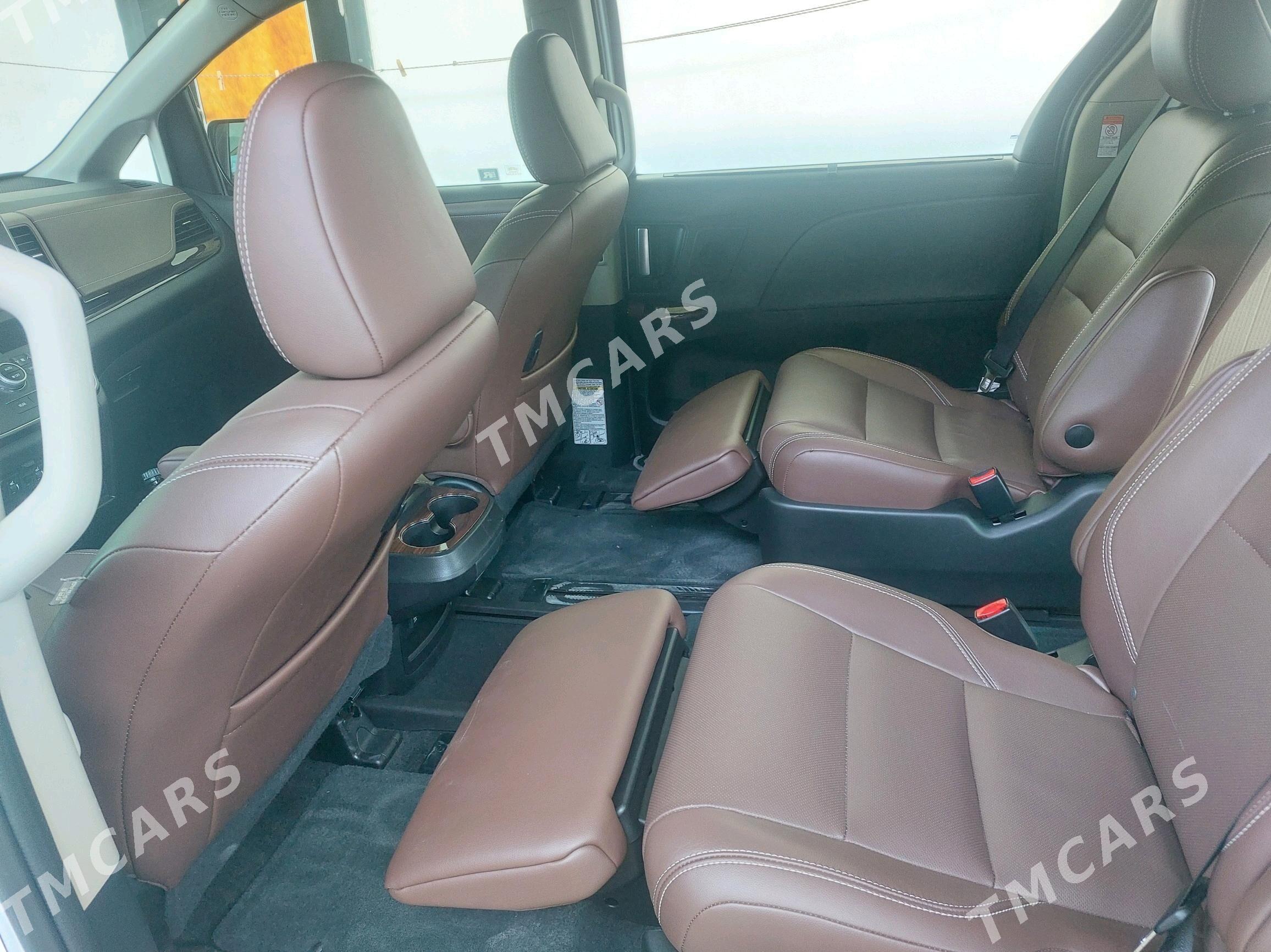 Toyota Sienna 2018 - 680 000 TMT - Gökdepe - img 3
