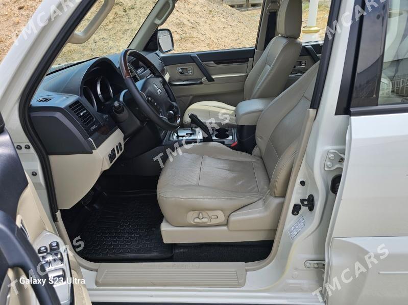 Mitsubishi Pajero 2015 - 290 000 TMT - Aşgabat - img 5
