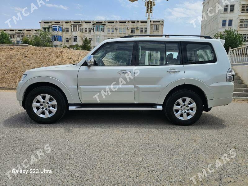 Mitsubishi Pajero 2015 - 290 000 TMT - Aşgabat - img 8