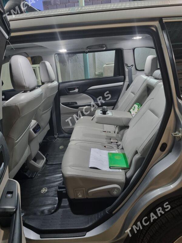 Toyota Highlander 2016 - 400 000 TMT - Gyzylarbat - img 7
