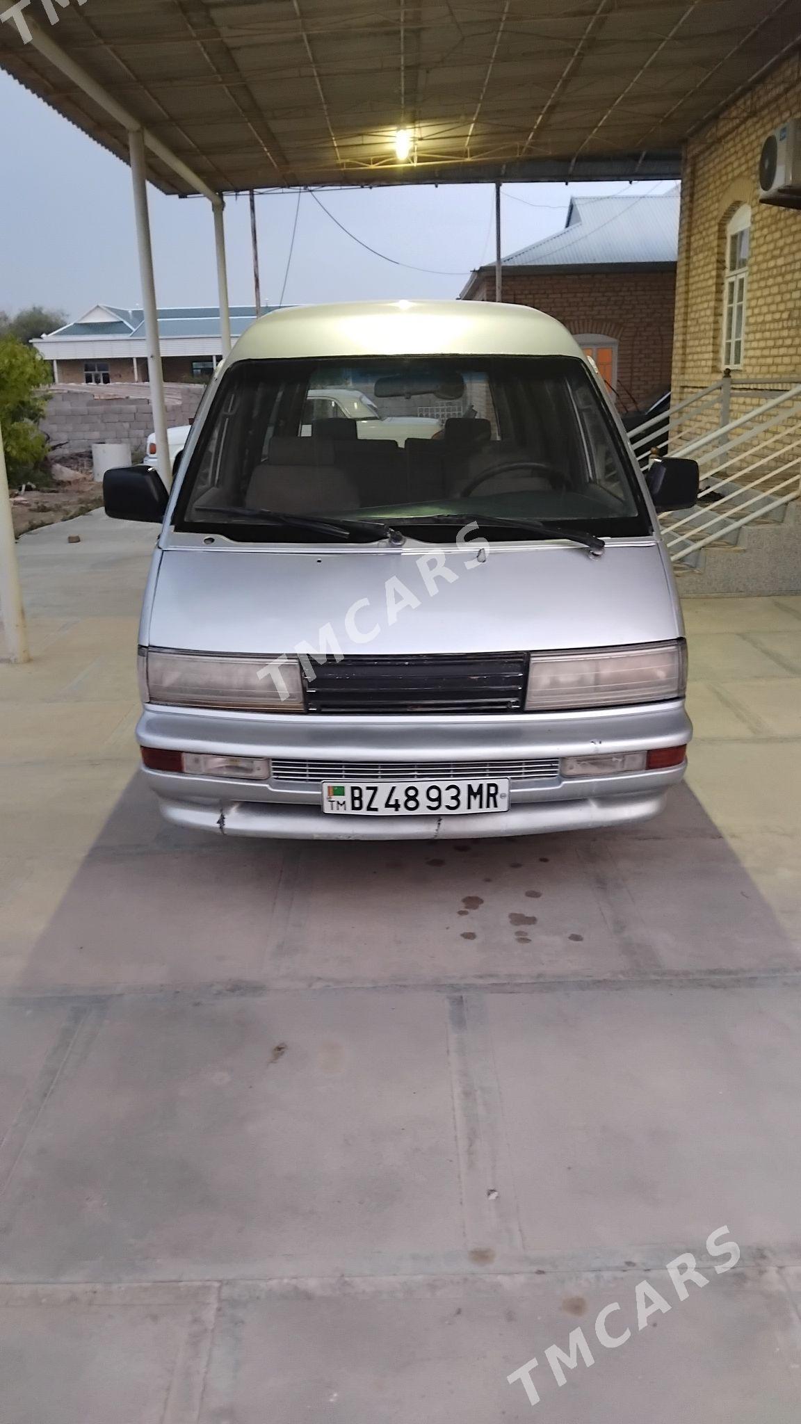 Toyota Hiace 1992 - 30 000 TMT - Мары - img 4