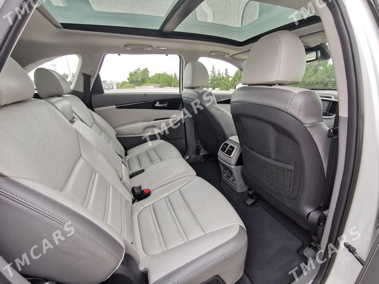 Kia Sorento 2019 - 330 000 TMT - Ашхабад - img 9