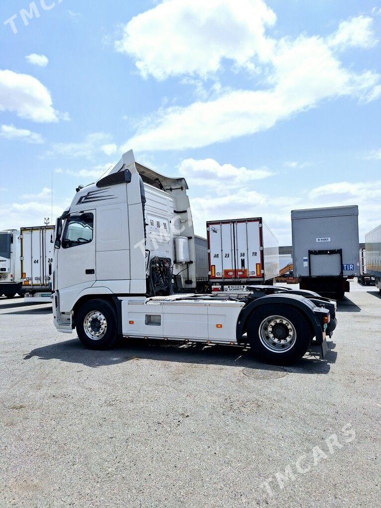 Volvo FH12 2005 - 790 000 TMT - Aşgabat - img 4