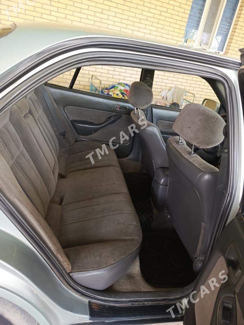 Toyota Camry 1996 - 78 000 TMT - Halaç - img 4