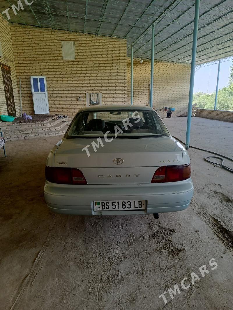 Toyota Camry 1996 - 78 000 TMT - Halaç - img 2