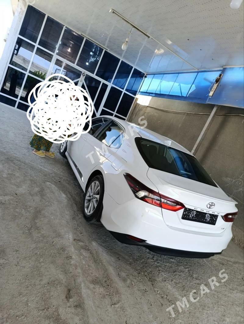 Toyota Camry 2022 - 330 000 TMT - Балканабат - img 3