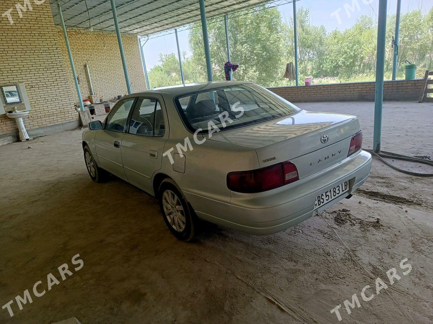 Toyota Camry 1996 - 78 000 TMT - Halaç - img 8