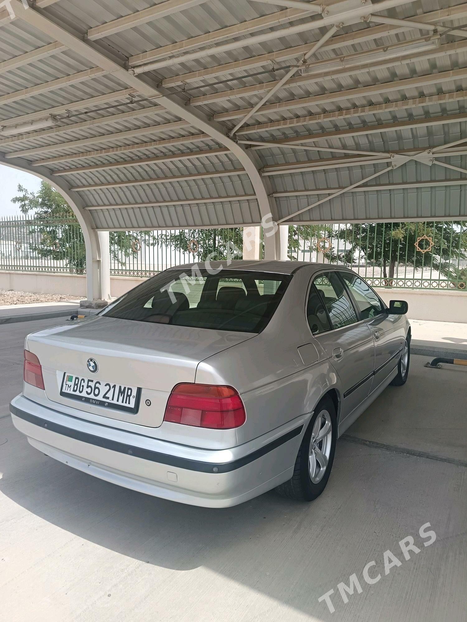 BMW E39 1999 - 90 000 TMT - Mary - img 3
