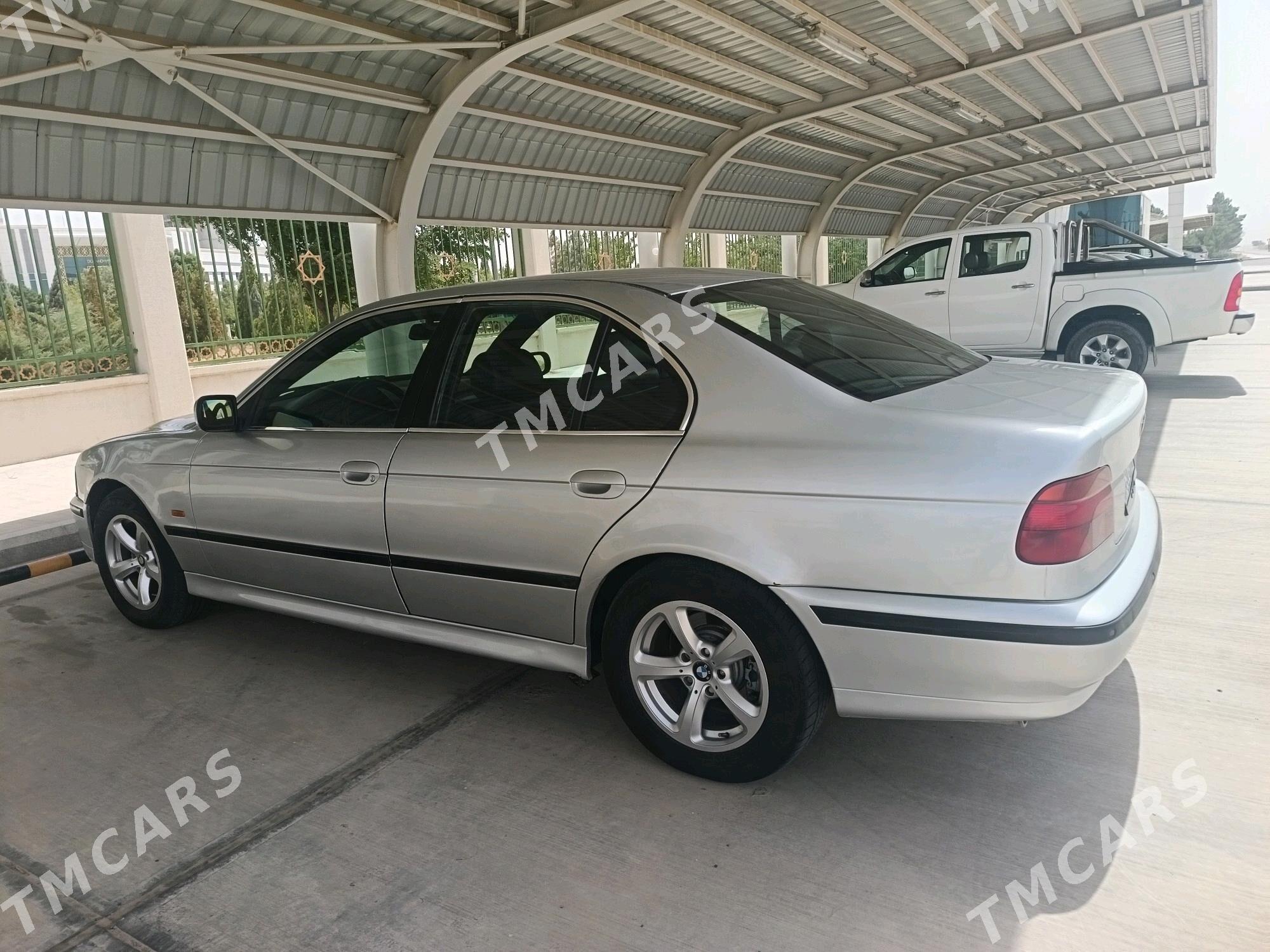 BMW E39 1999 - 90 000 TMT - Mary - img 6