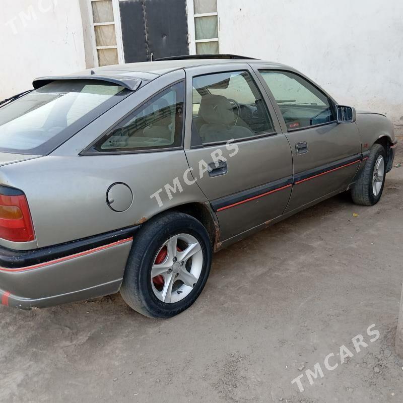 Opel Vectra 1994 - 26 000 TMT - Дашогуз - img 7