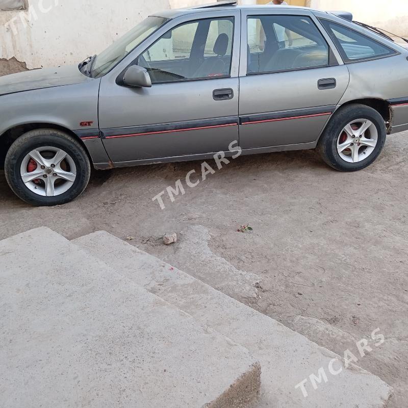 Opel Vectra 1994 - 26 000 TMT - Дашогуз - img 9