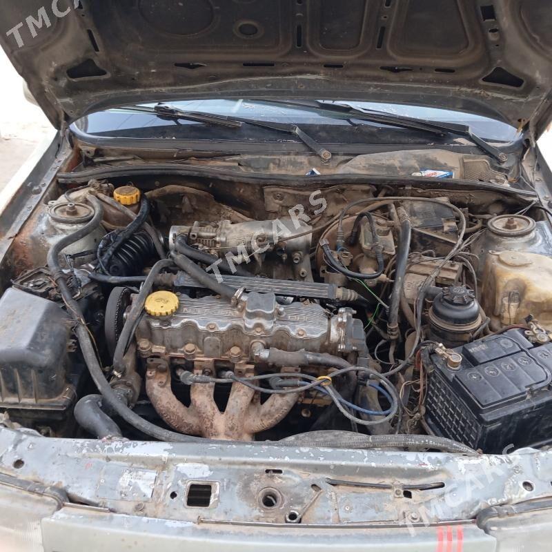 Opel Vectra 1994 - 26 000 TMT - Дашогуз - img 3