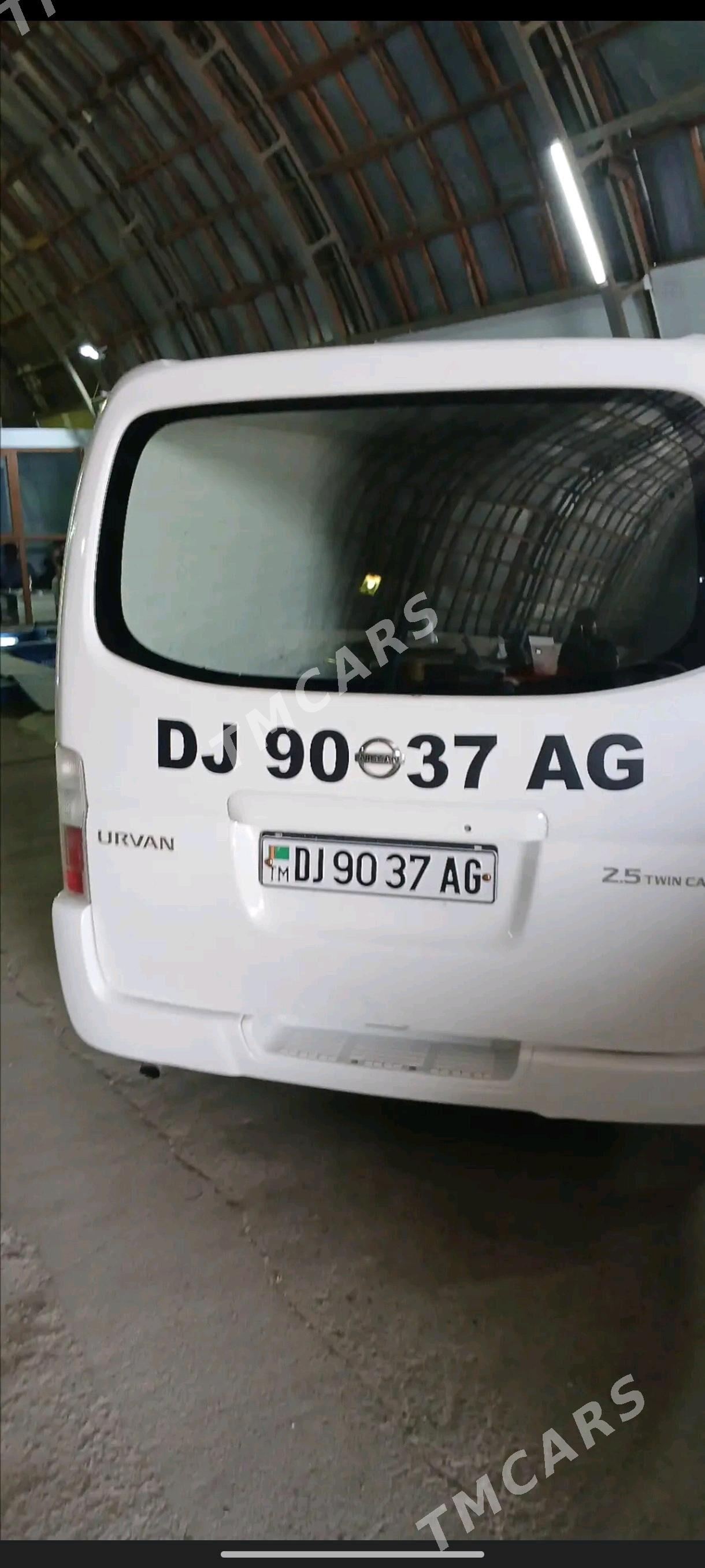 Nissan Urvan 2009 - 180 000 TMT - ул. Советская (Гарашсызлык шаёлы) - img 6