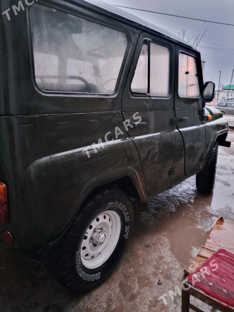 UAZ 469 2001 - 40 000 TMT - Türkmenbaşy - img 4