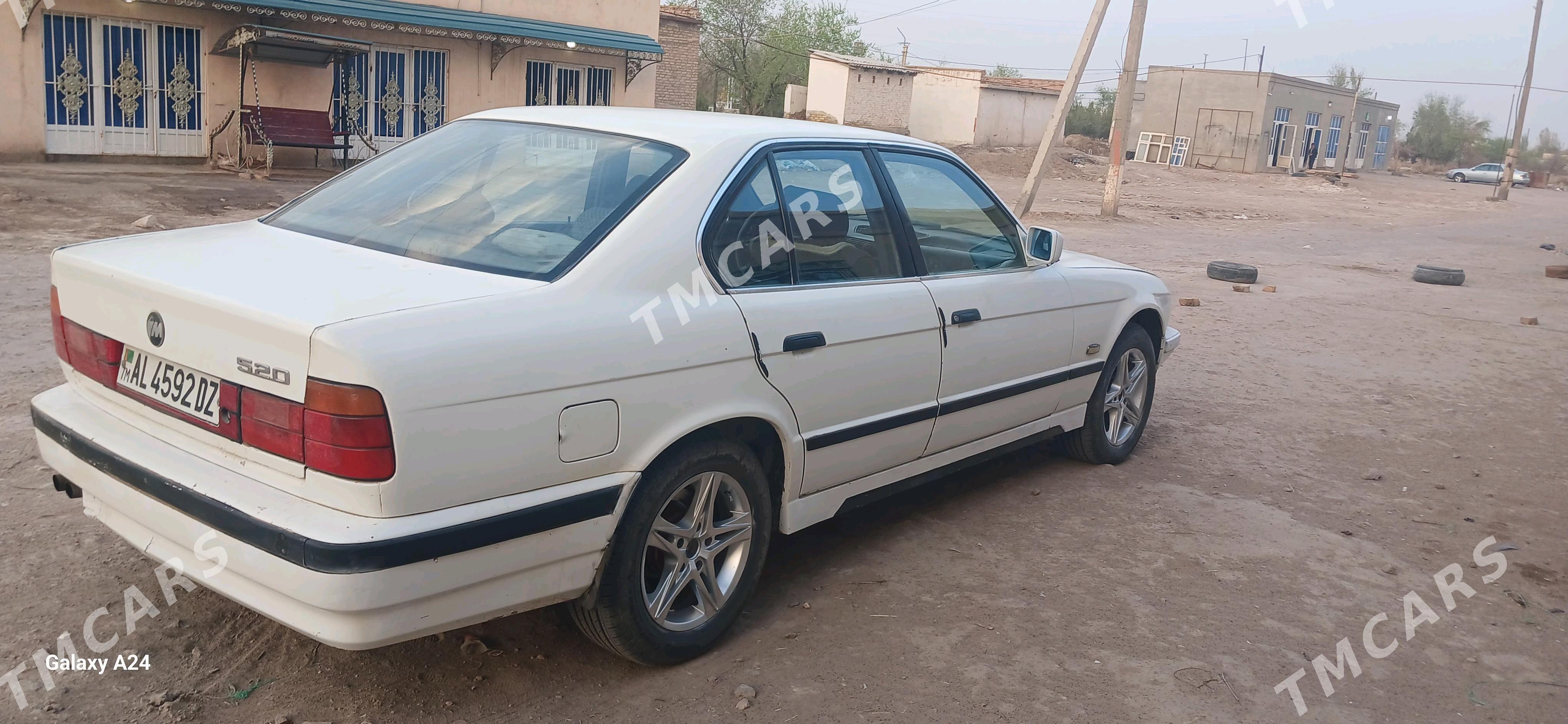BMW 525 1989 - 30 000 TMT - Акдепе - img 2
