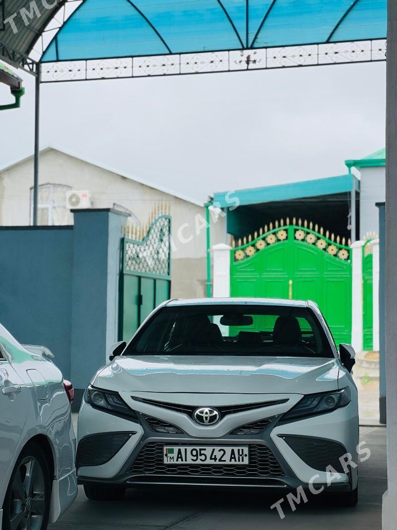 Toyota Camry 2018 - 295 000 TMT - Aşgabat - img 4