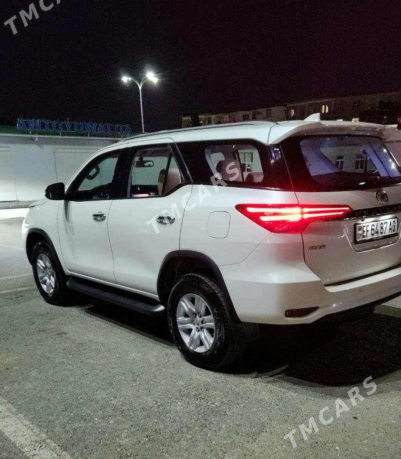 Toyota Fortuner 2017 - 520 000 TMT - Гаудан "А" - img 2