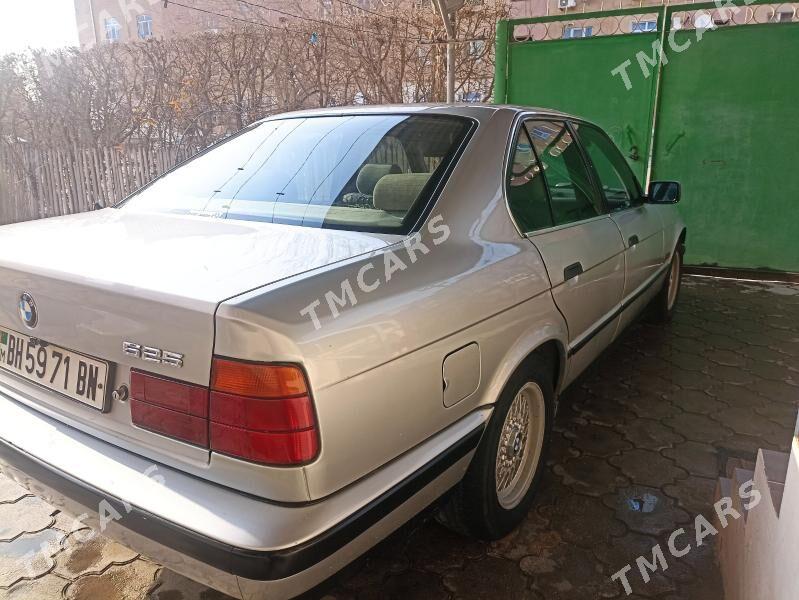 BMW 525 1992 - 60 000 TMT - Балканабат - img 8