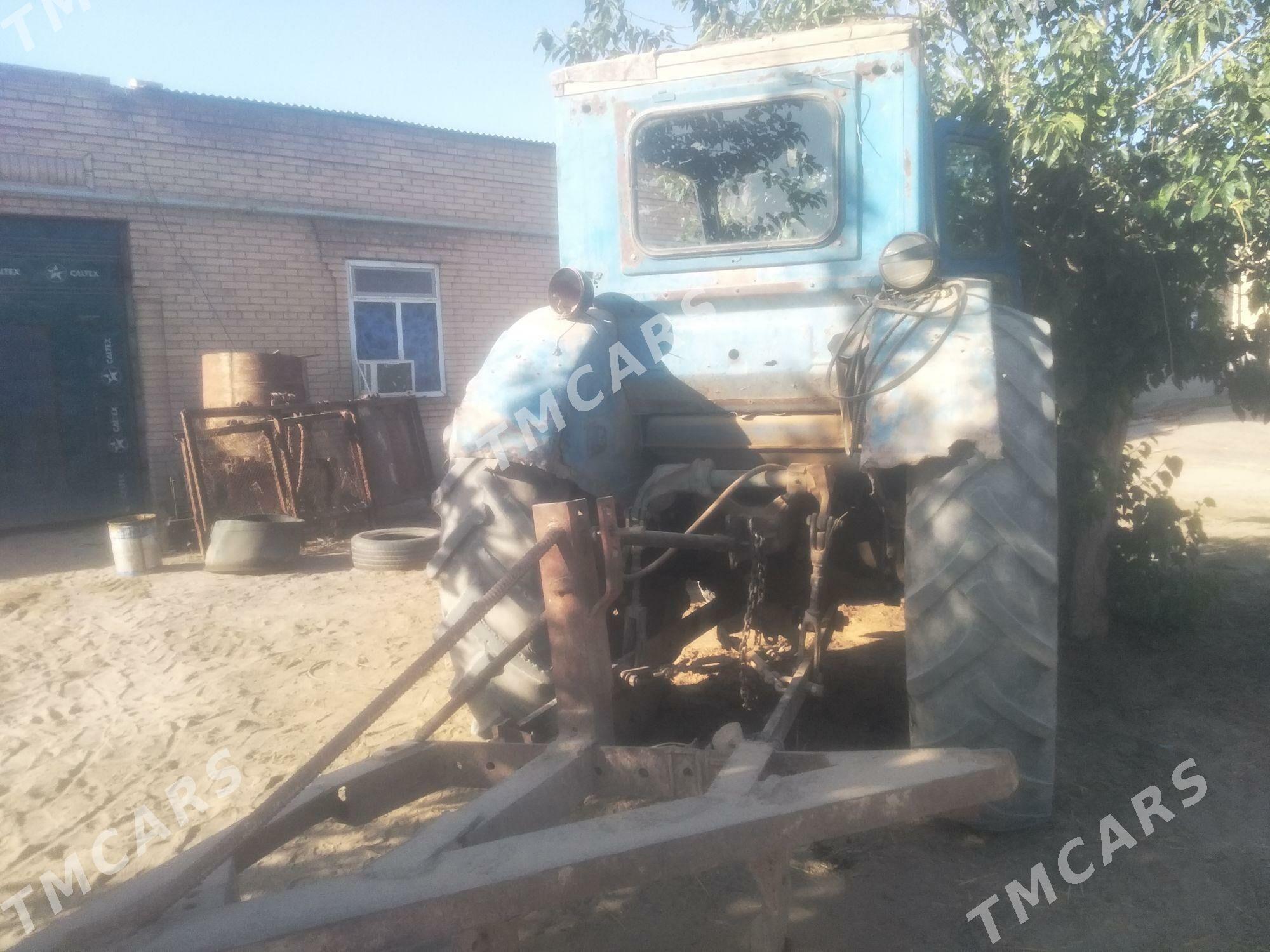 MTZ T-28 1990 - 25 000 TMT - Фарап - img 2