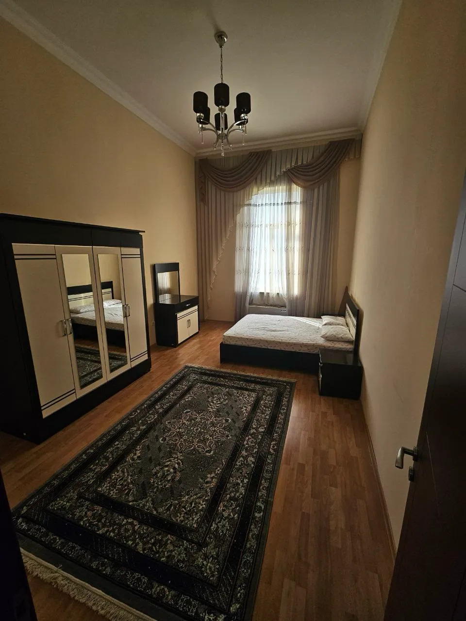 Подвойского, 4 комнаты, АРЕНДА - Podwoýski köç. (Bitarap Türkmenistan şaýoly) - img 5