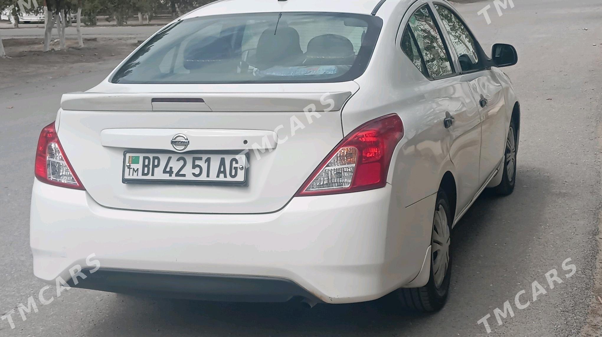 Nissan Versa 2014 - 140 000 TMT - Бузмеин - img 2