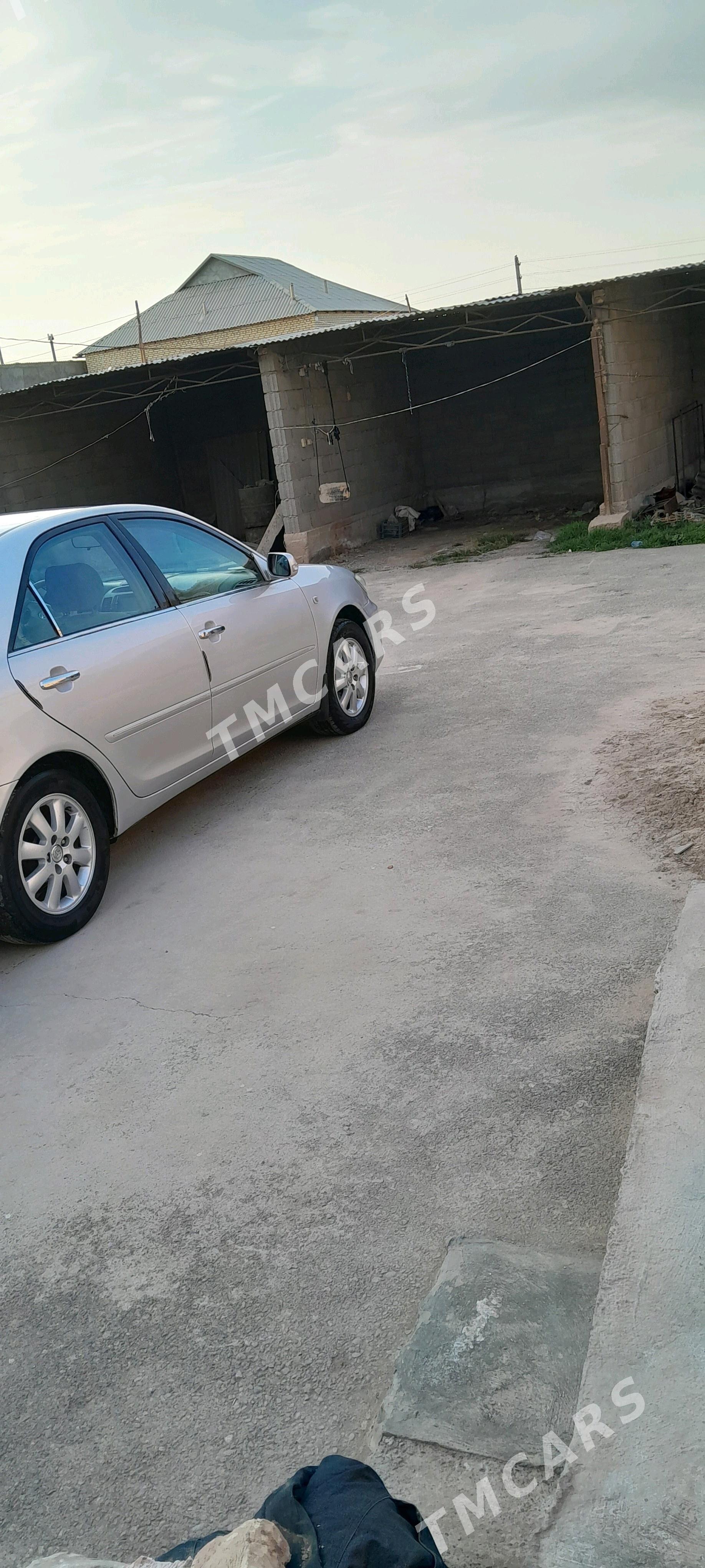 Toyota Camry 2004 - 132 000 TMT - Теджен - img 4