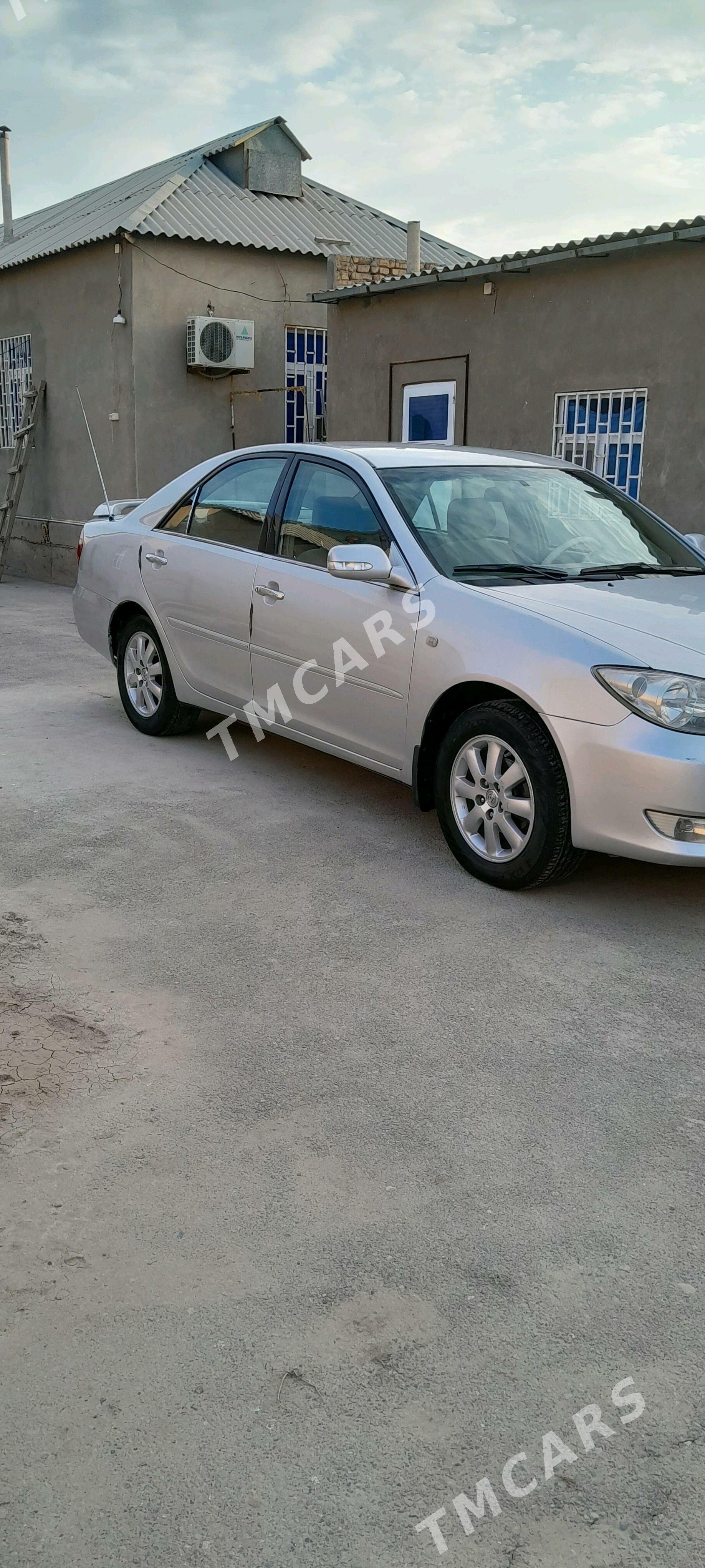 Toyota Camry 2004 - 132 000 TMT - Теджен - img 5