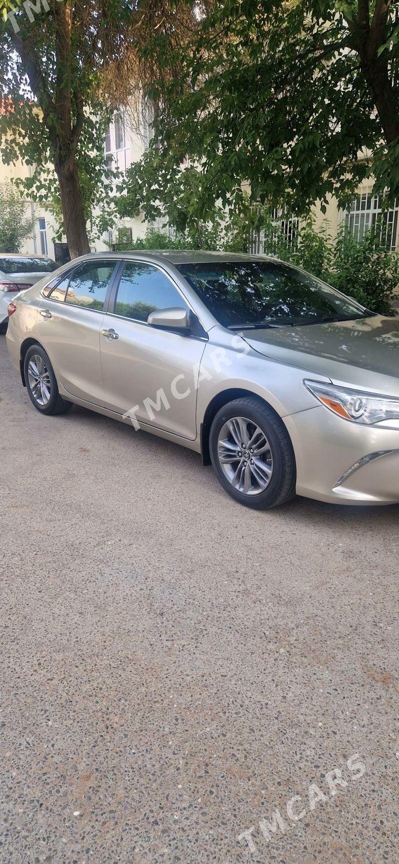 Toyota Camry 2015 - 230 000 TMT - 3 мкр - img 9