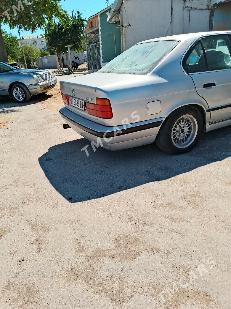 BMW 525 1995 - 65 000 TMT - Türkmenbaşy - img 6