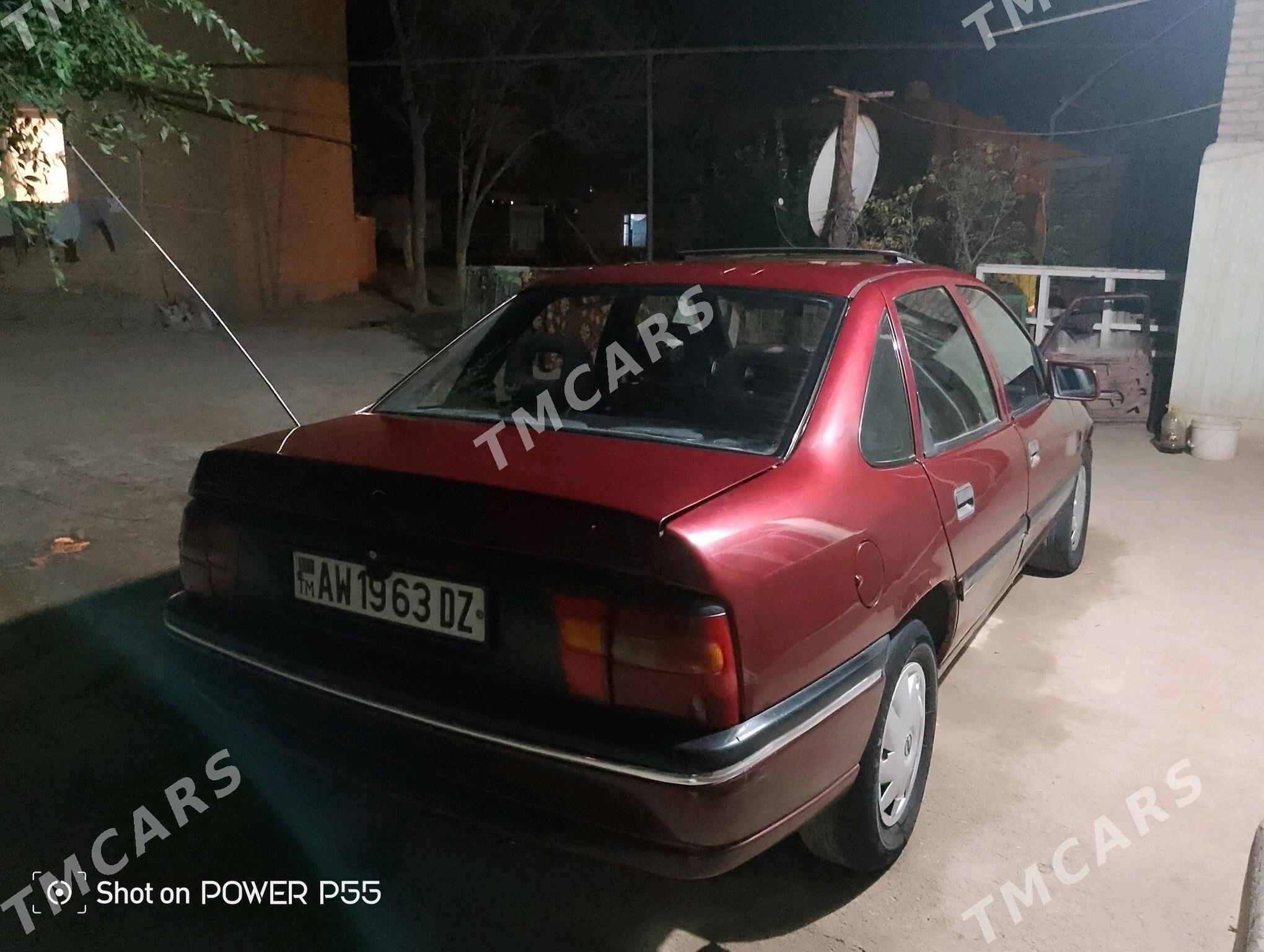 Opel Vectra 1993 - 44 000 TMT - Кёнеургенч - img 4