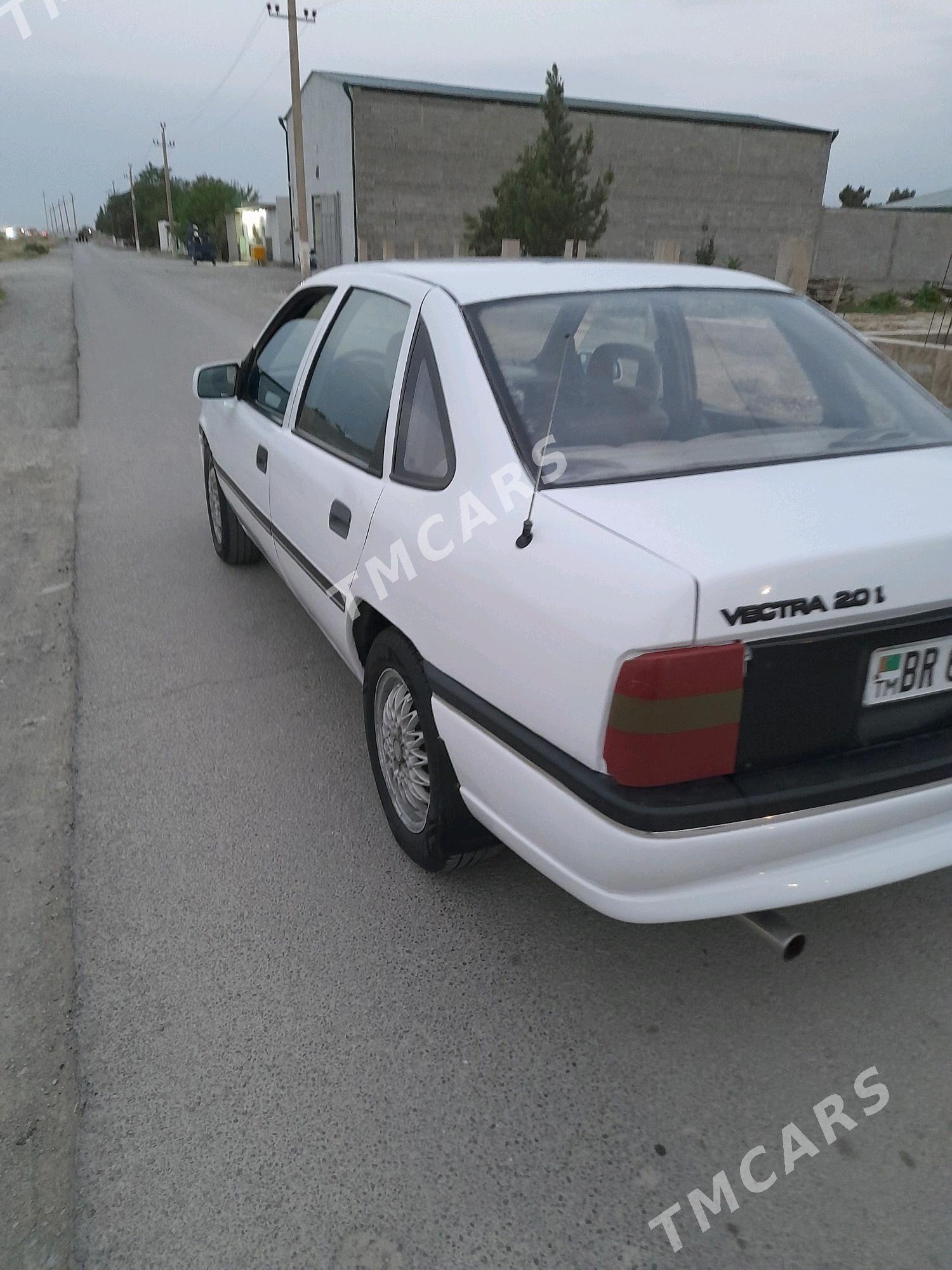 Opel Vectra 1992 - 25 000 TMT - Бахарден - img 3
