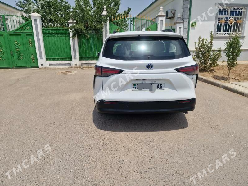 Toyota Sienna 2022 - 400 000 TMT - Ашхабад - img 7