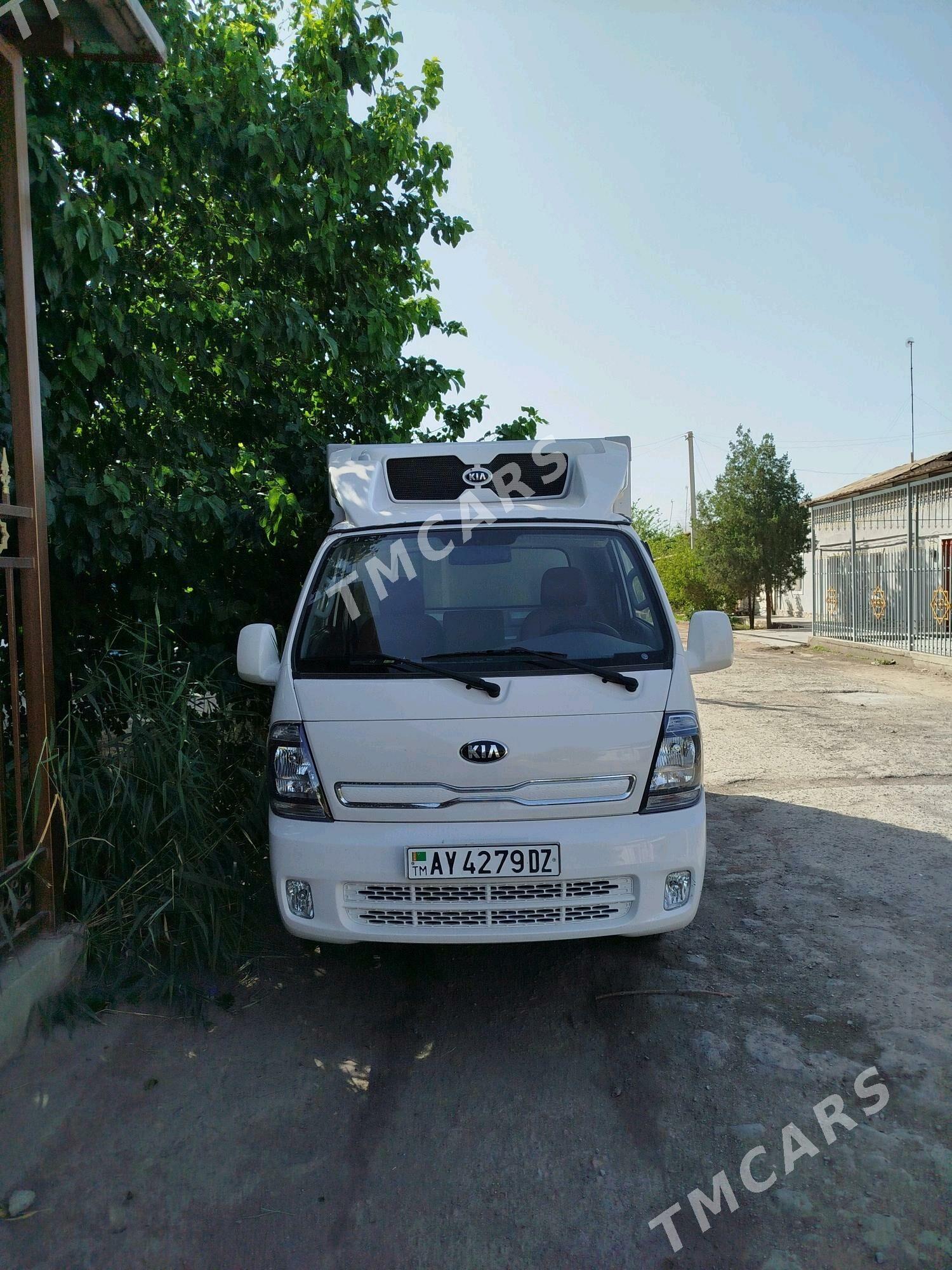 Kia Bongo 2022 - 500 000 TMT - Daşoguz - img 3