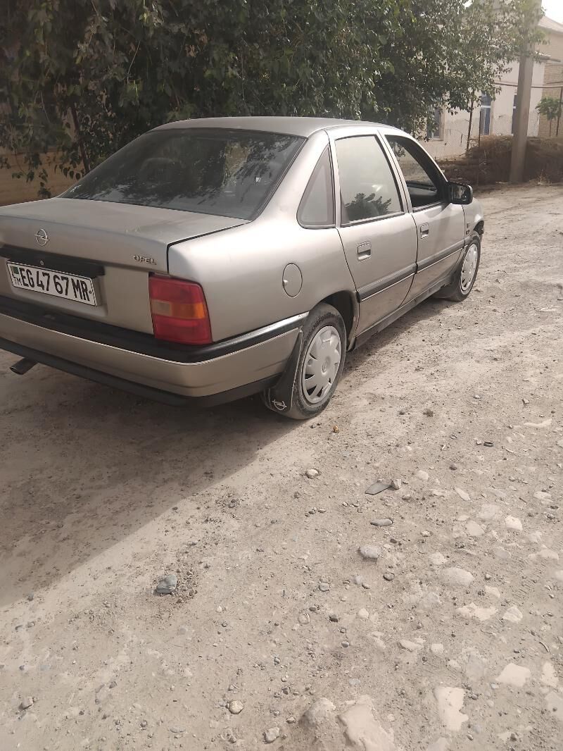 Opel Vectra 1992 - 40 000 TMT - Murgap - img 4