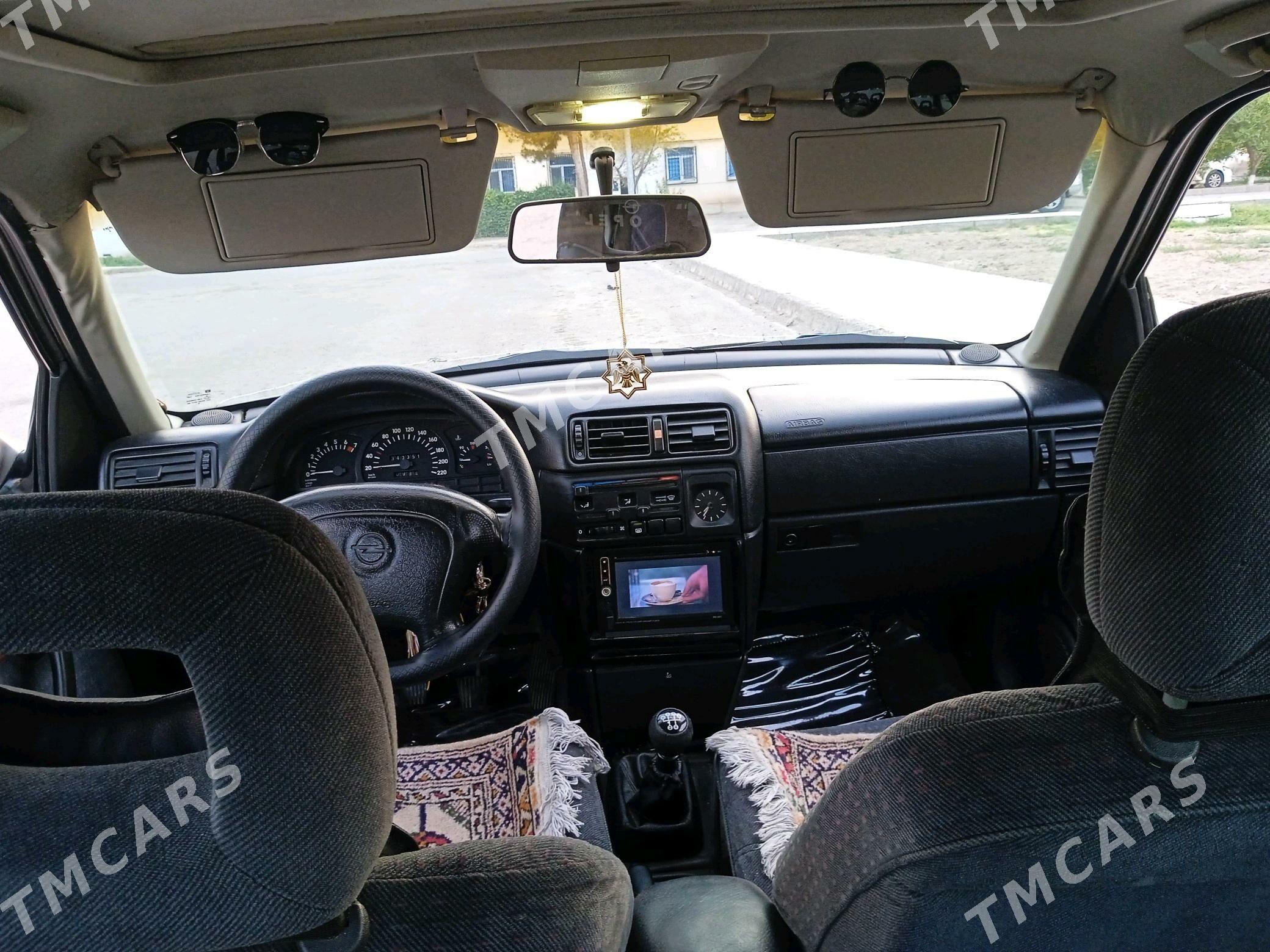 Opel Vectra 1993 - 55 000 TMT - Туркменабат - img 3