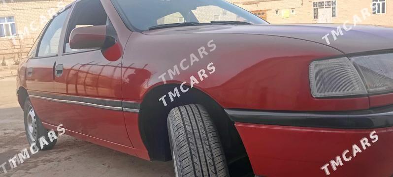 Opel Vectra 1991 - 40 000 TMT - Дашогуз - img 3