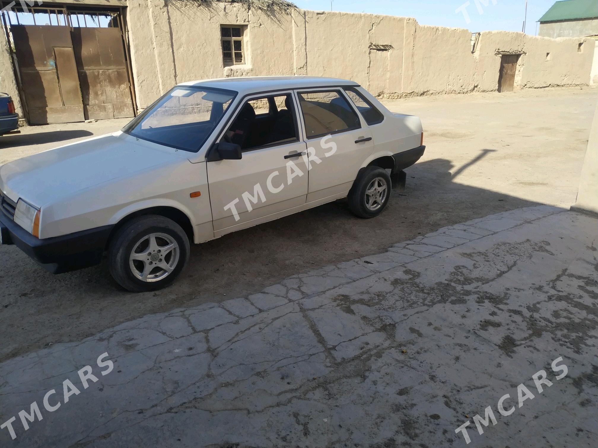 Lada 21099 1995 - 30 000 TMT - Шабатский этрап - img 4