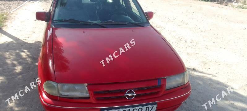 Opel Astra 1994 - 40 000 TMT - Гурбансолтан Едже - img 2