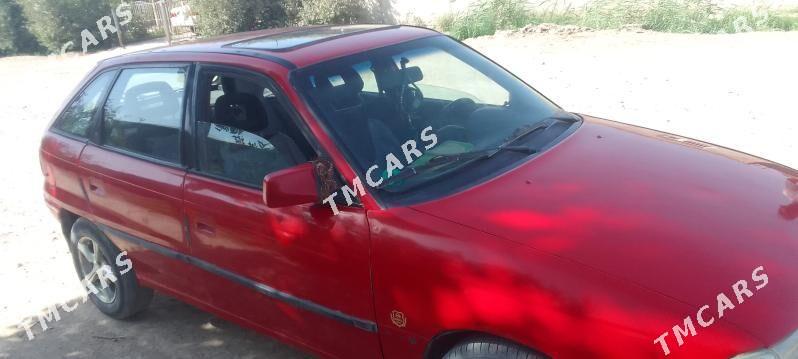 Opel Astra 1994 - 40 000 TMT - Гурбансолтан Едже - img 4