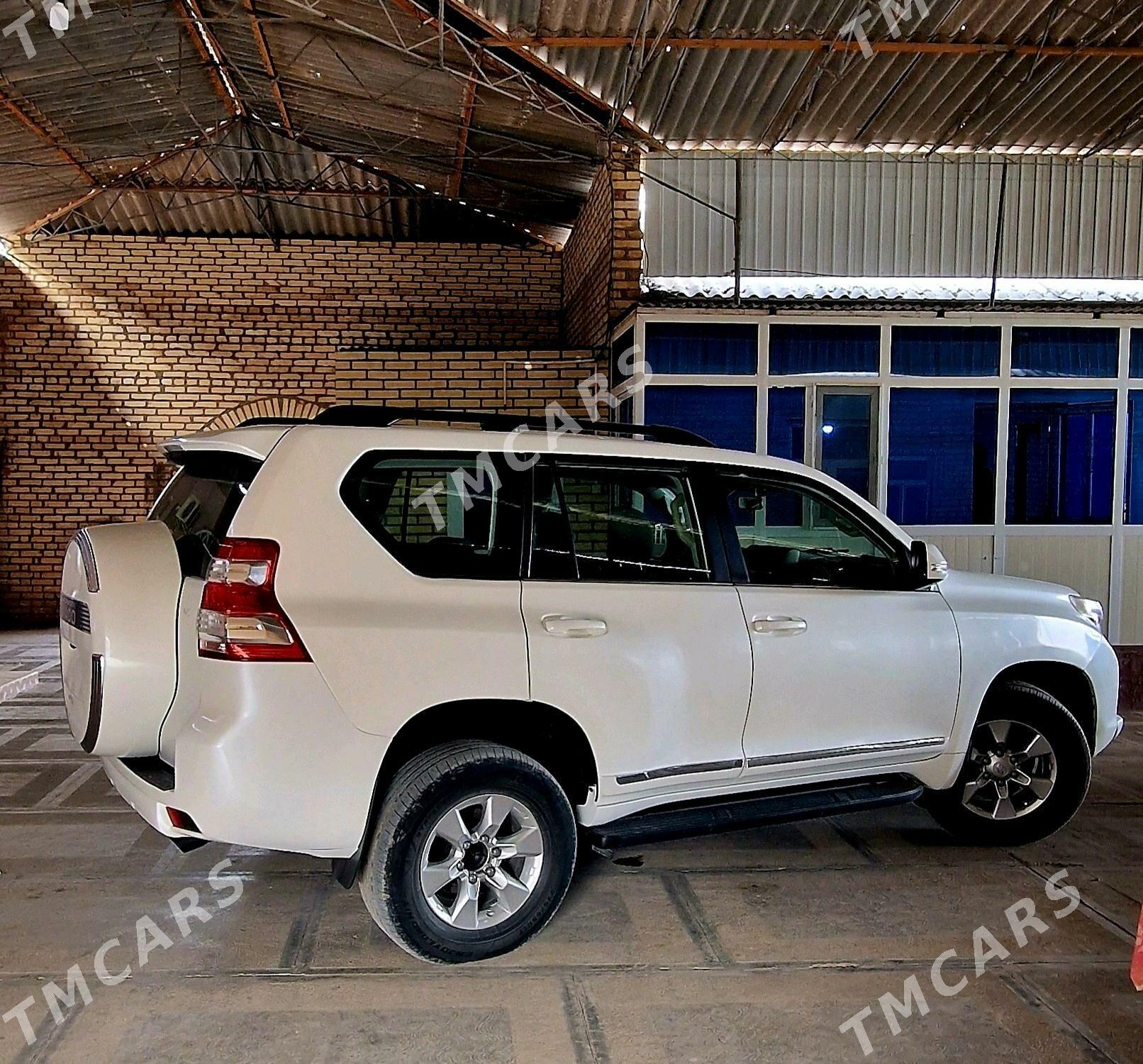 Toyota Land Cruiser Prado 2010 - 400 000 TMT - Murgap - img 3