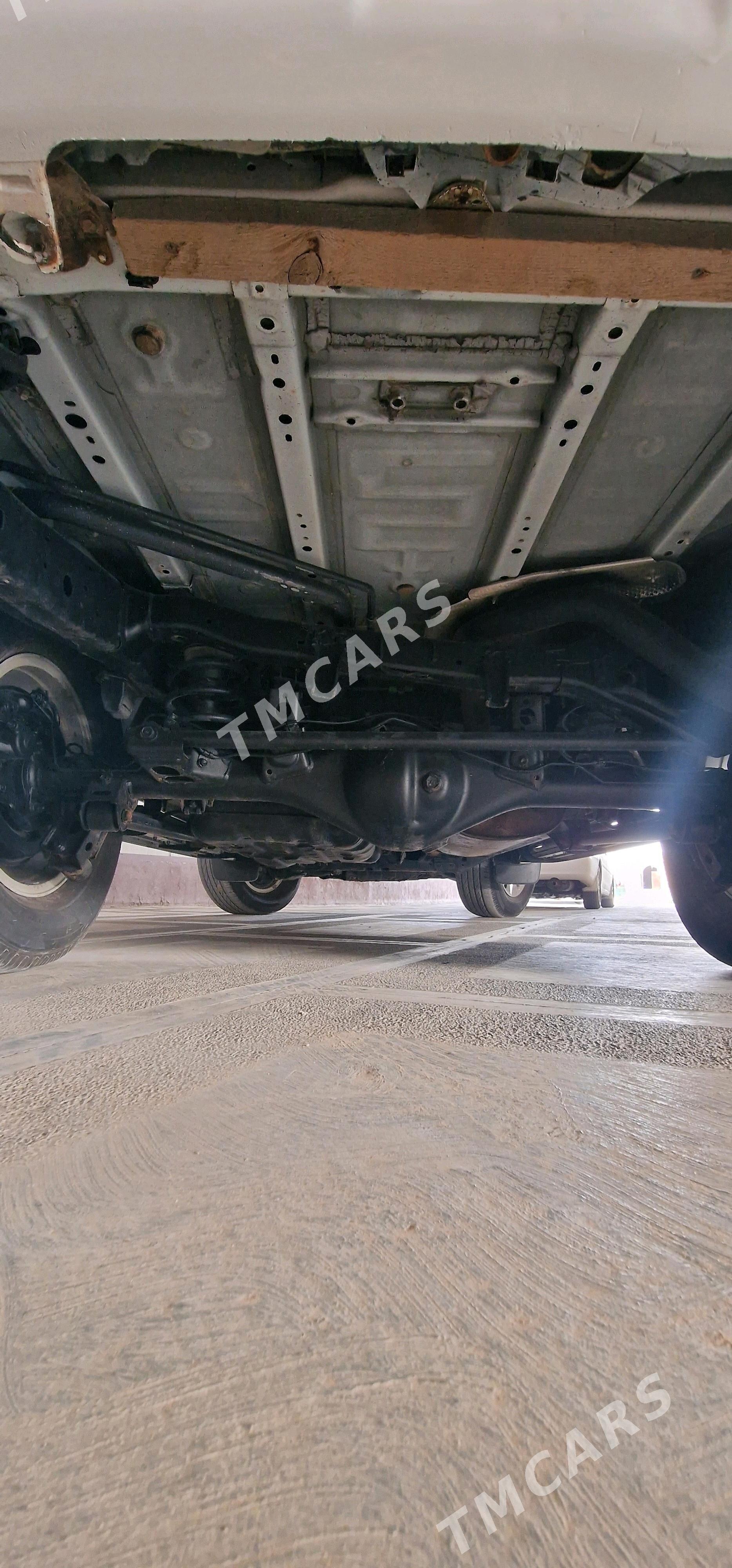 Toyota Land Cruiser Prado 2010 - 400 000 TMT - Murgap - img 5