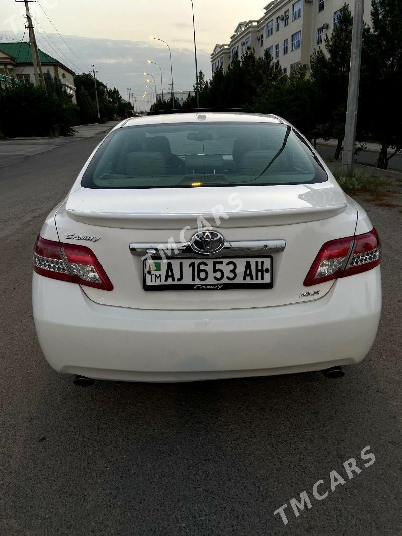 Toyota Camry 2010 - 180 000 TMT - Анев - img 4