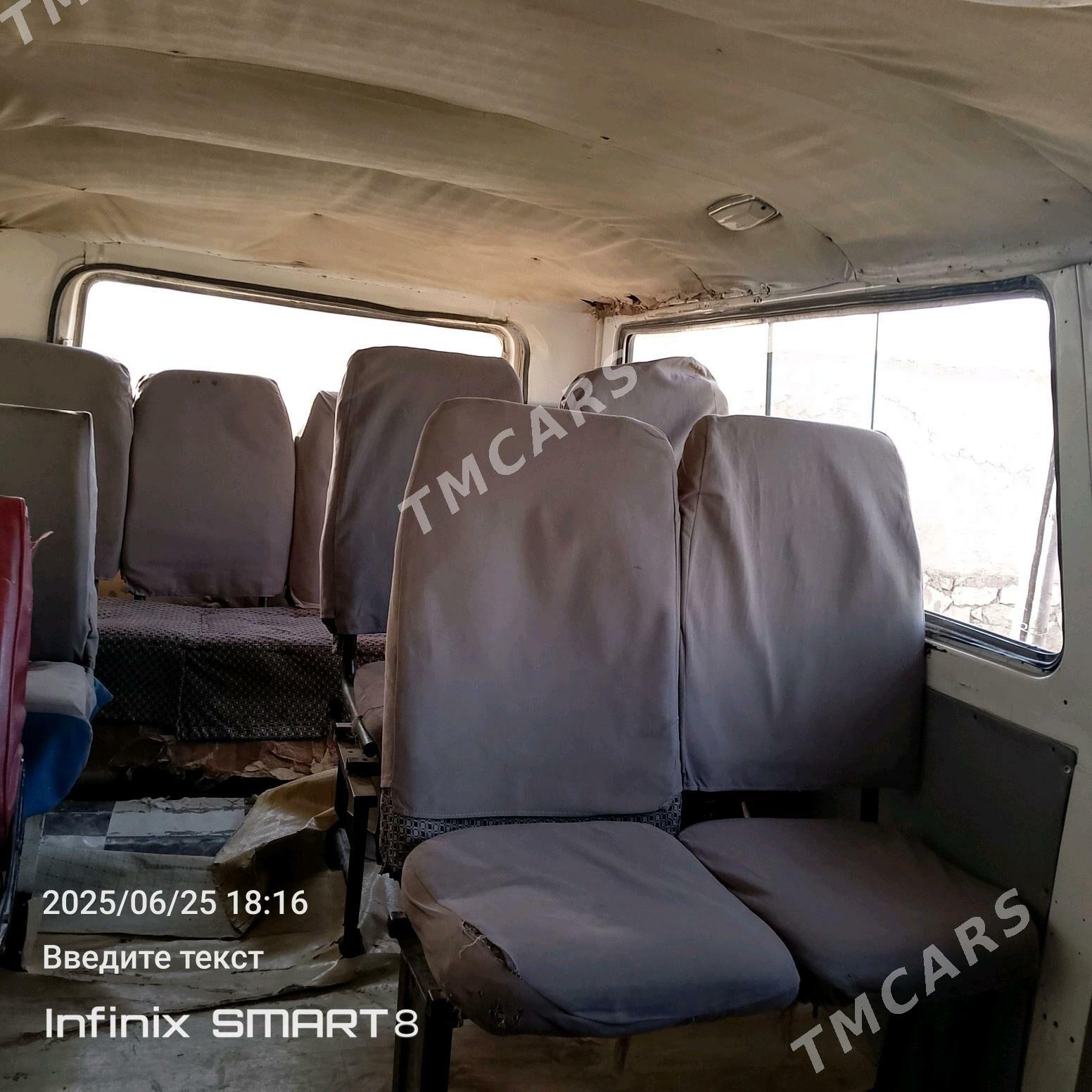 RAF 977 1988 - 18 000 TMT - Достлук - img 5