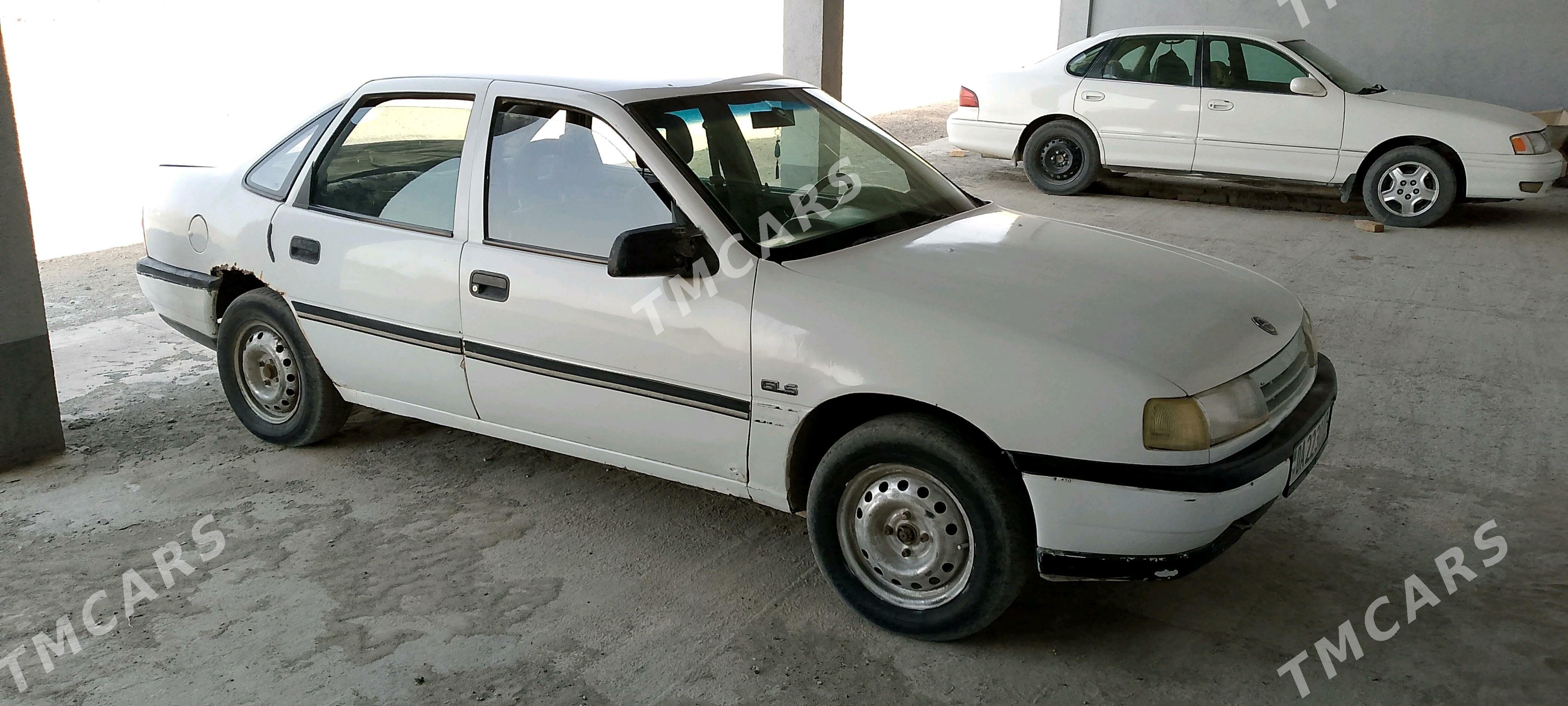 Opel Vectra 1992 - 16 000 TMT - Магданлы - img 3