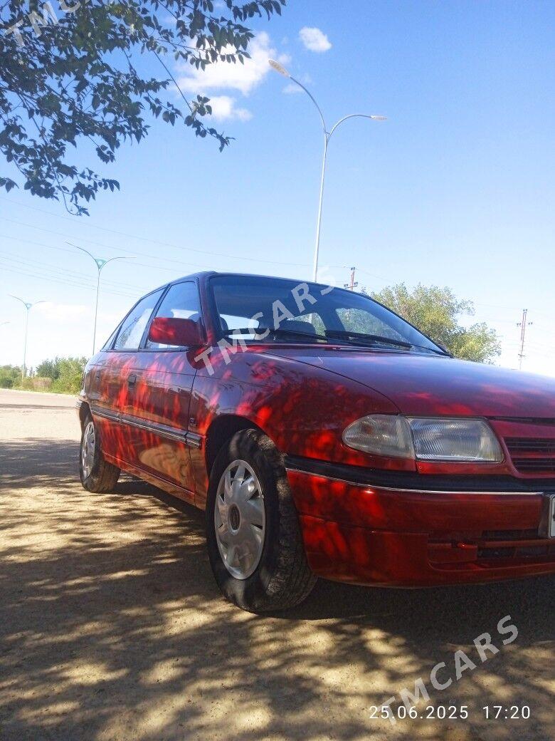 Opel Astra 1993 - 30 000 TMT - Кёнеургенч - img 3